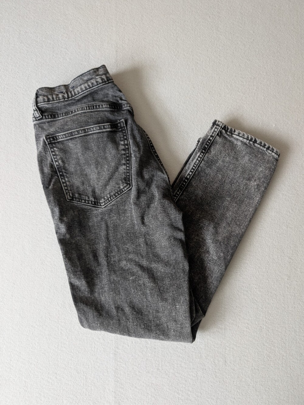 Gap High Rise Vintage Slim Straight Acid Wash Black Distressed Jeans Sz 6/28
